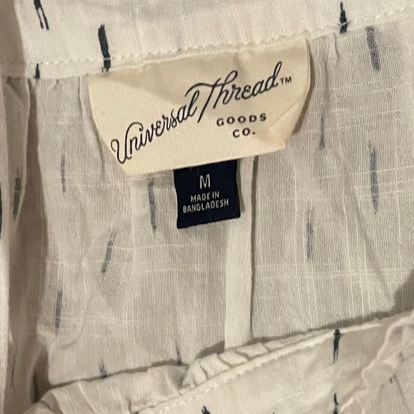 Universal Thread Flow & Tie Tank - Picture 3 of 3